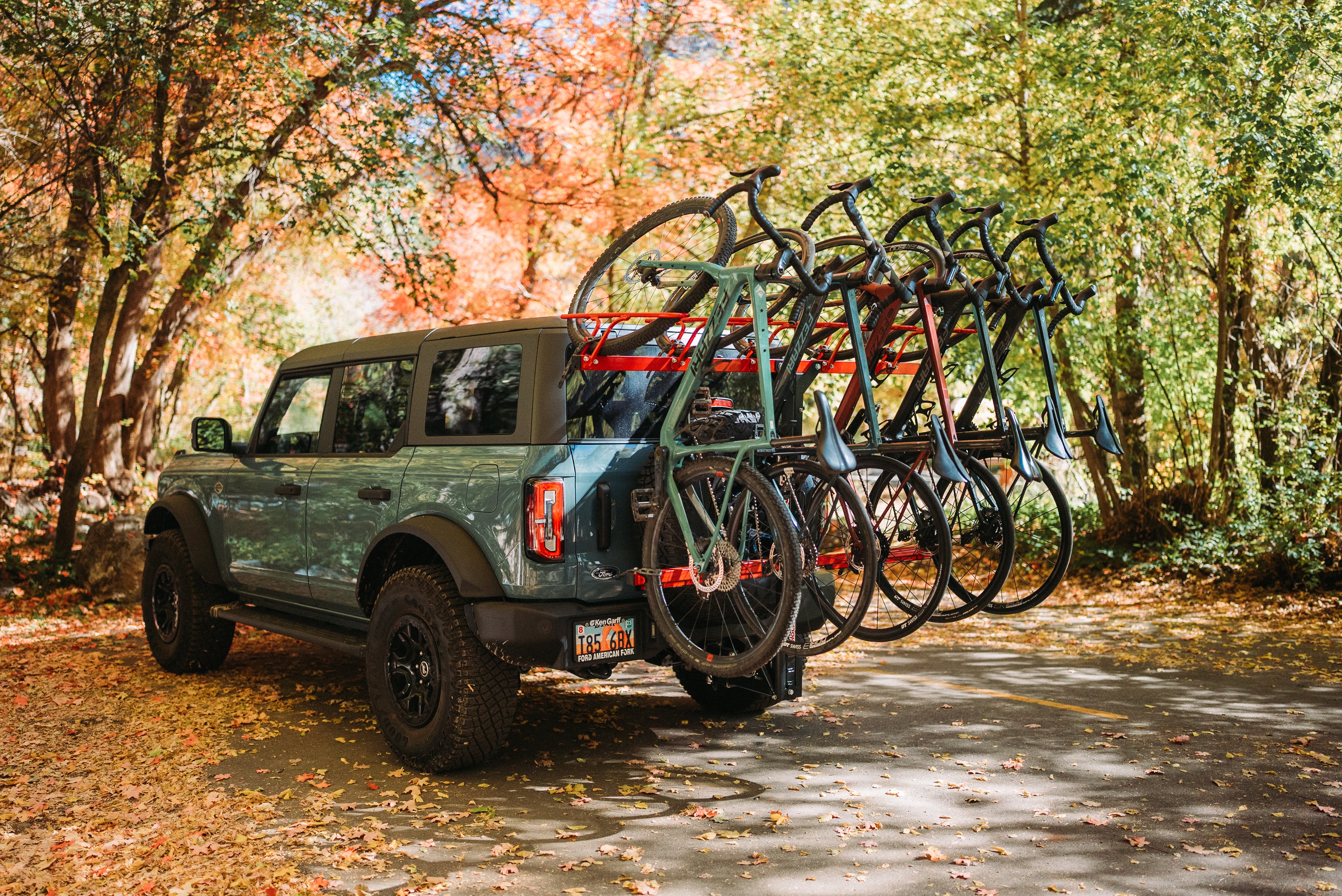 Car vertical bike online rack